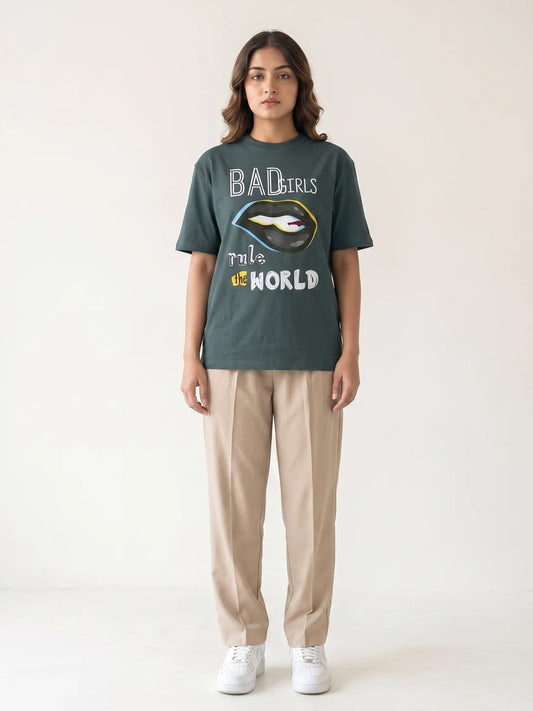 Unisex Green Cotton T-Shirt – “BAD GIRLS RULE THE WORLD” | Regular Fit