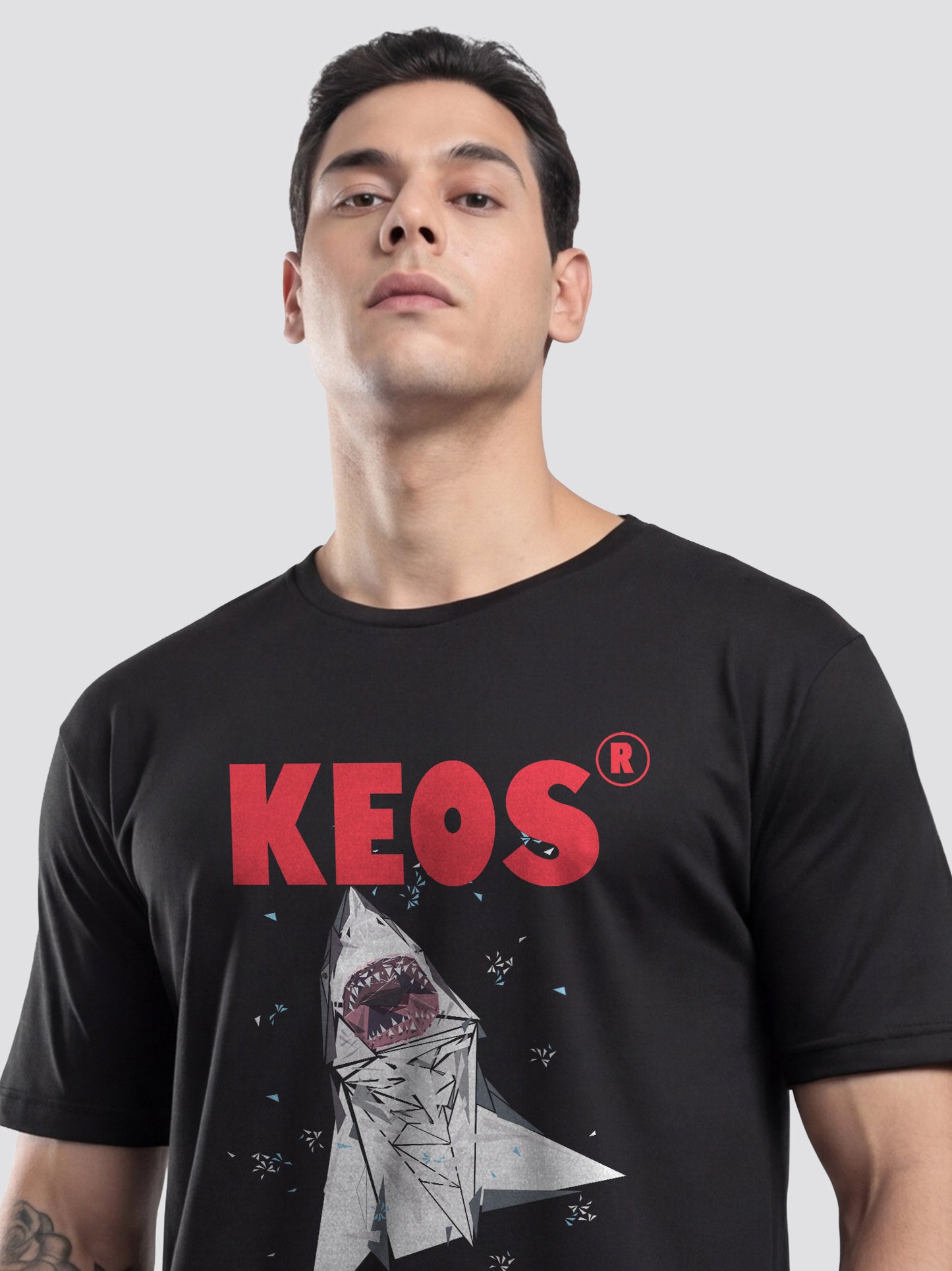 Organic Cotton Graphic T-Shirt – “KEOS Tribe” | Regular Fit