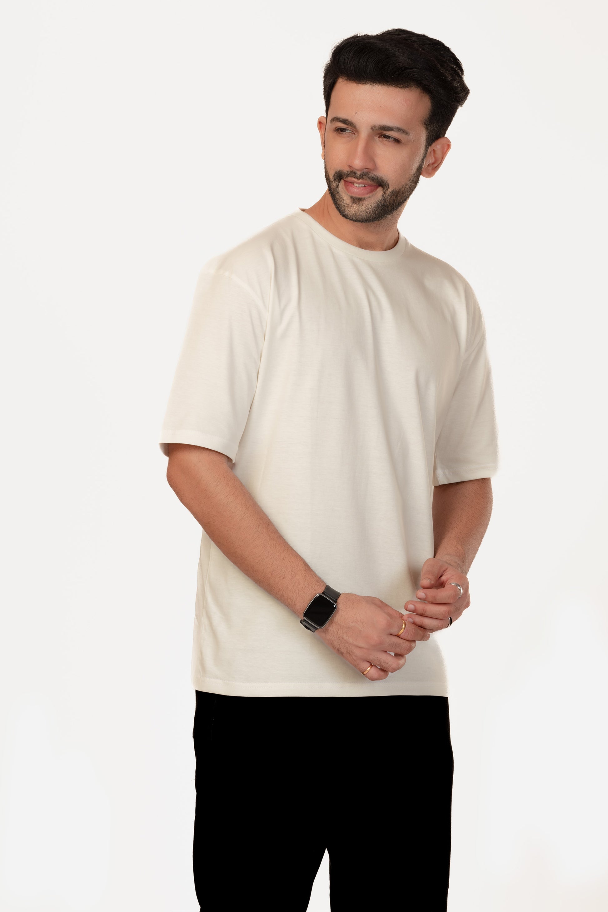 Urban Fit Oversize Essential T-shirt - Off-White - keos.life