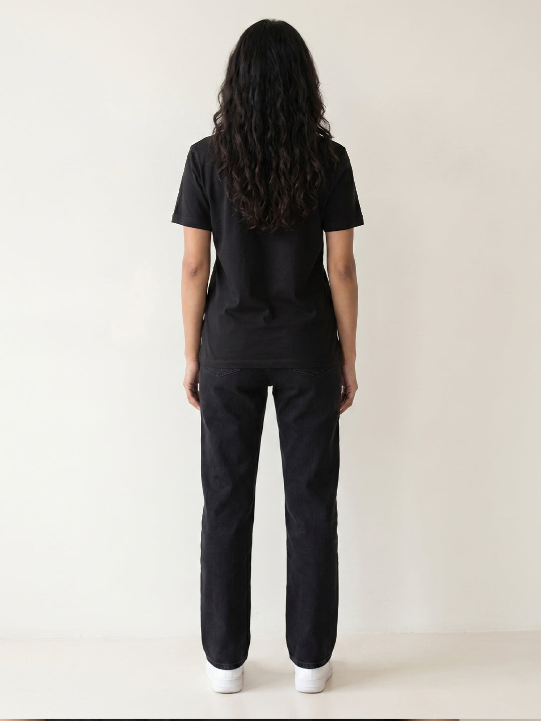 Black graphic cotton t-shirt for men and women by Keos
