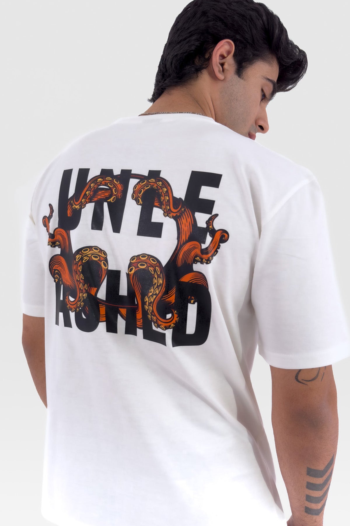 Unleashed Urban Fit Oversize Graphic T-shirt